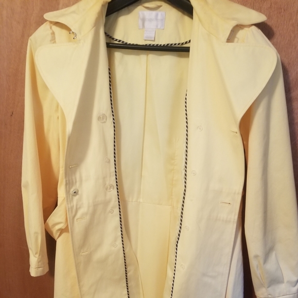 Worthington Raincoat - Picture 3 of 6